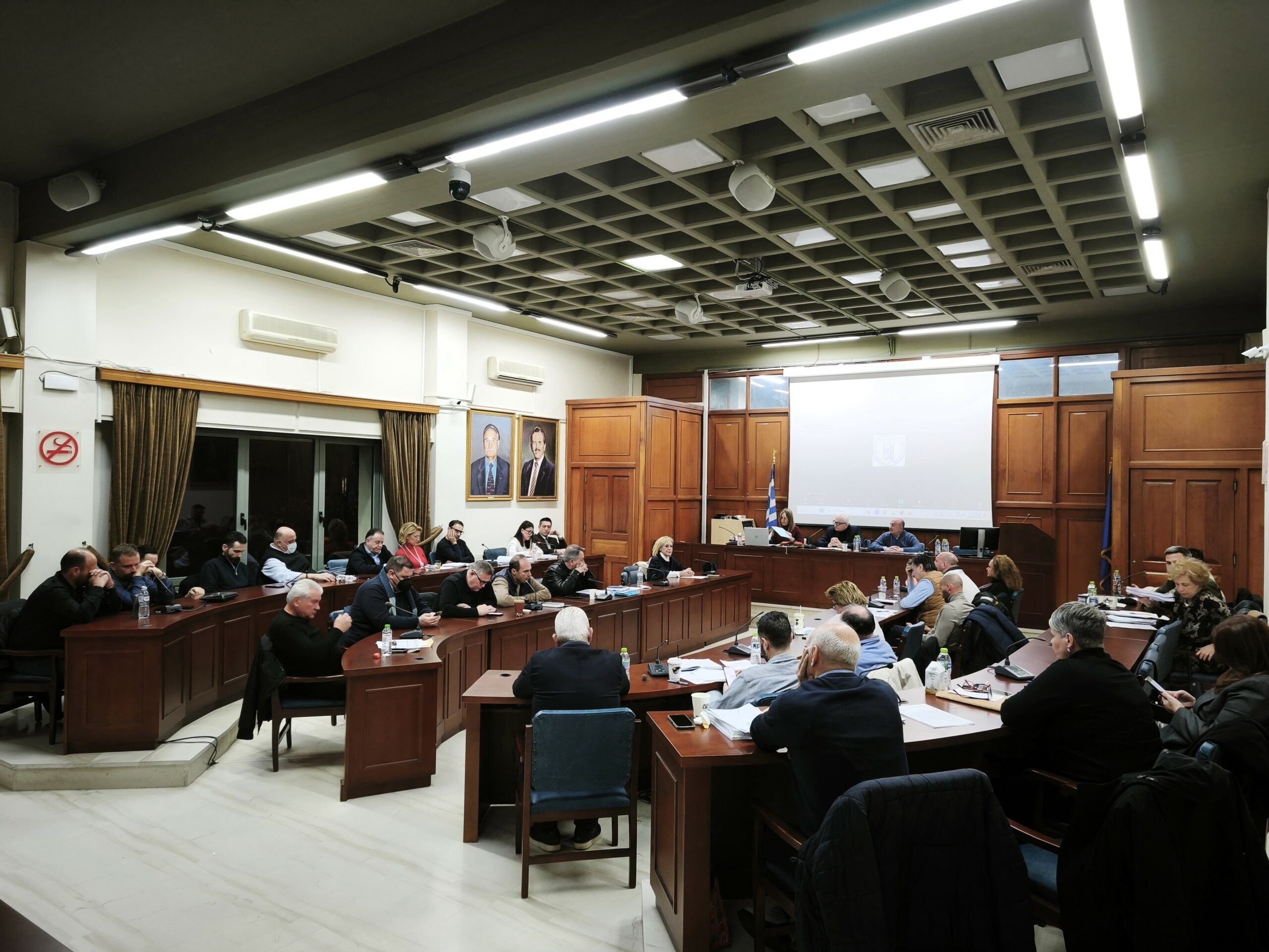 Παραμένουν σταθερά τα δημοτικά τέλη στα Τρίκαλα